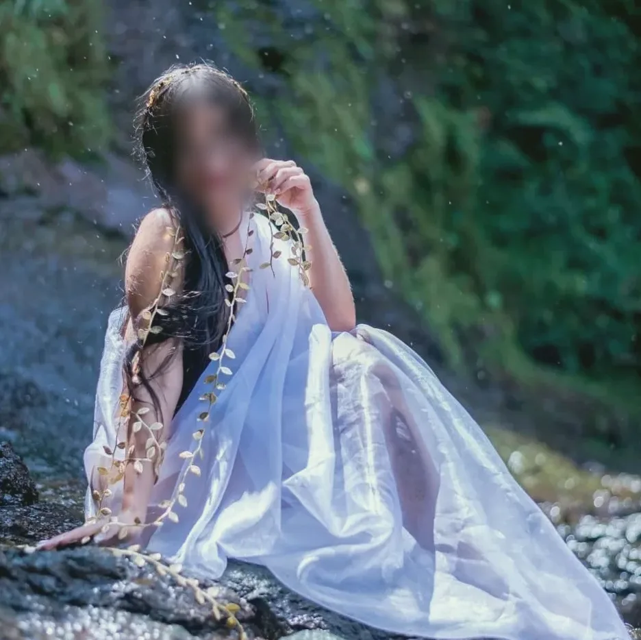 Aylin, 20